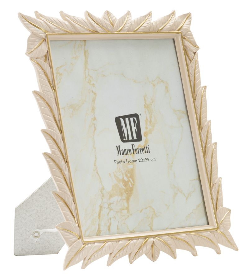 CORNICE LEAFFY CM 27X2X32,3
(MISURA INTERNA CM 20X25)